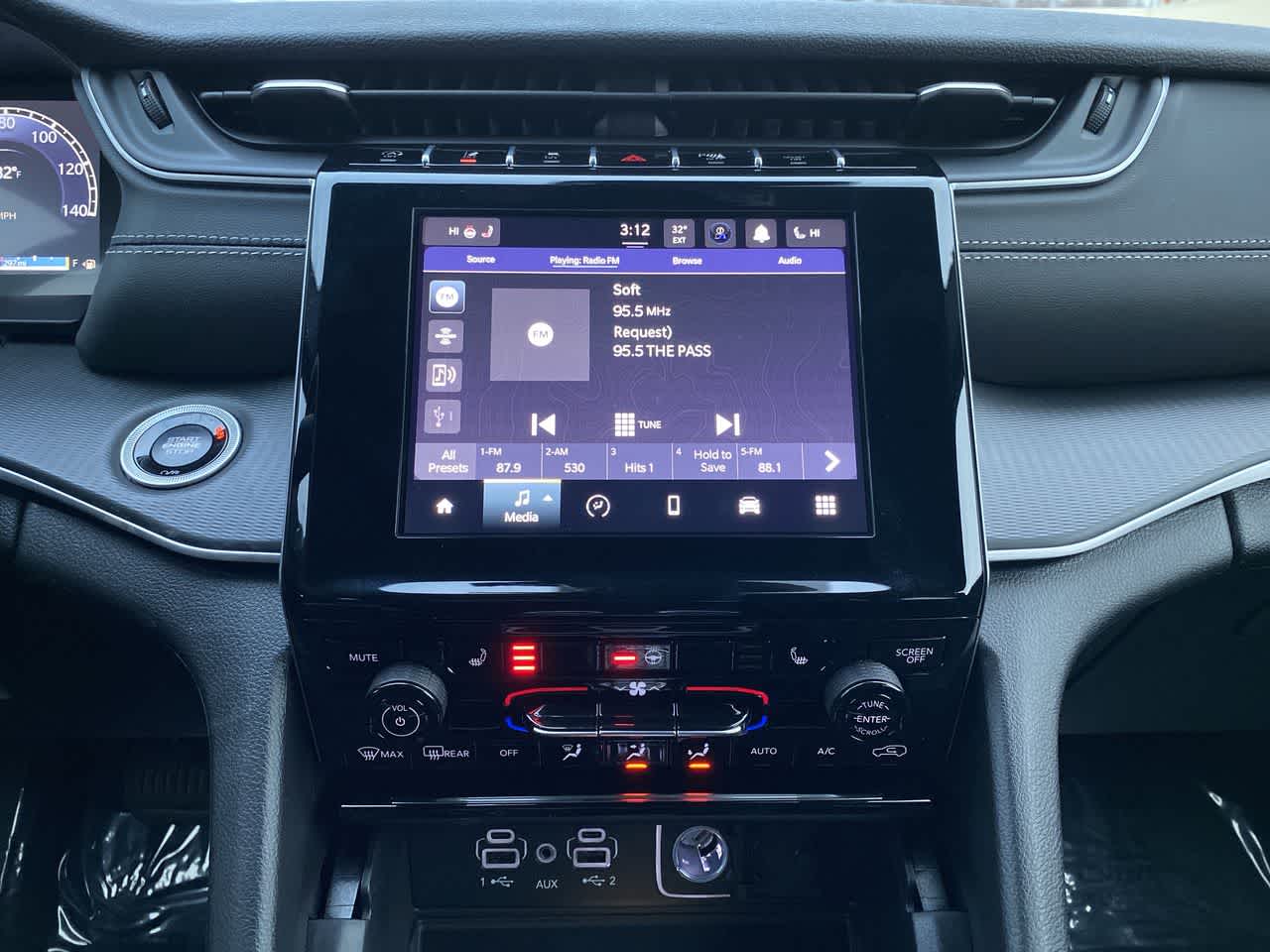 Thumbnail: 2025 Jeep Grand Cherokee - 16