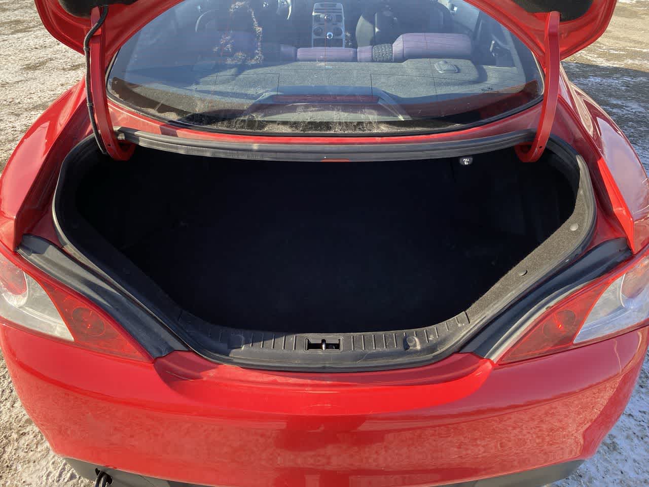 Thumbnail: 2010 Hyundai Genesis - 21