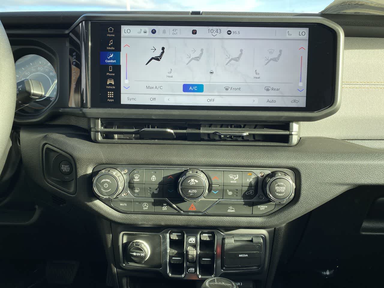 Thumbnail: 2025 Jeep Gladiator - 19