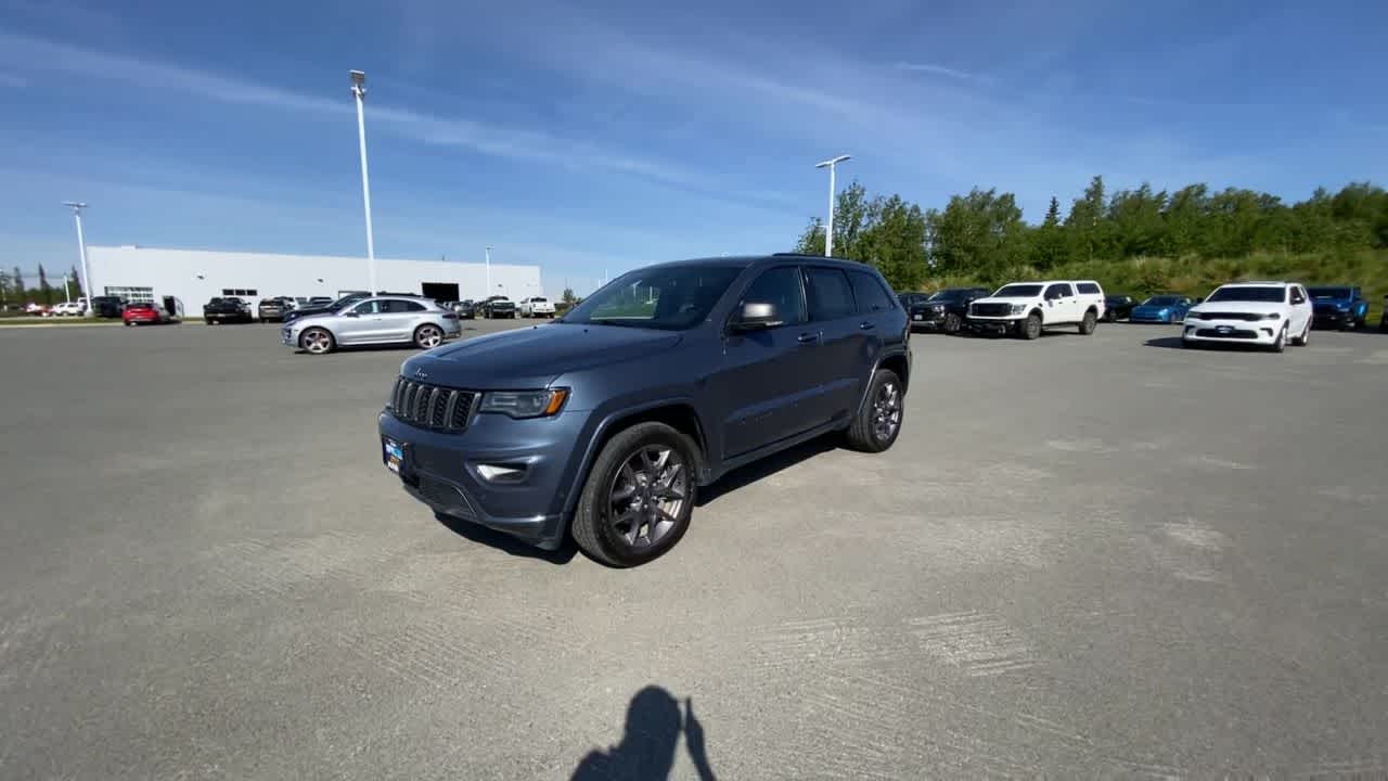 Thumbnail: 2021 Jeep Grand Cherokee - 14