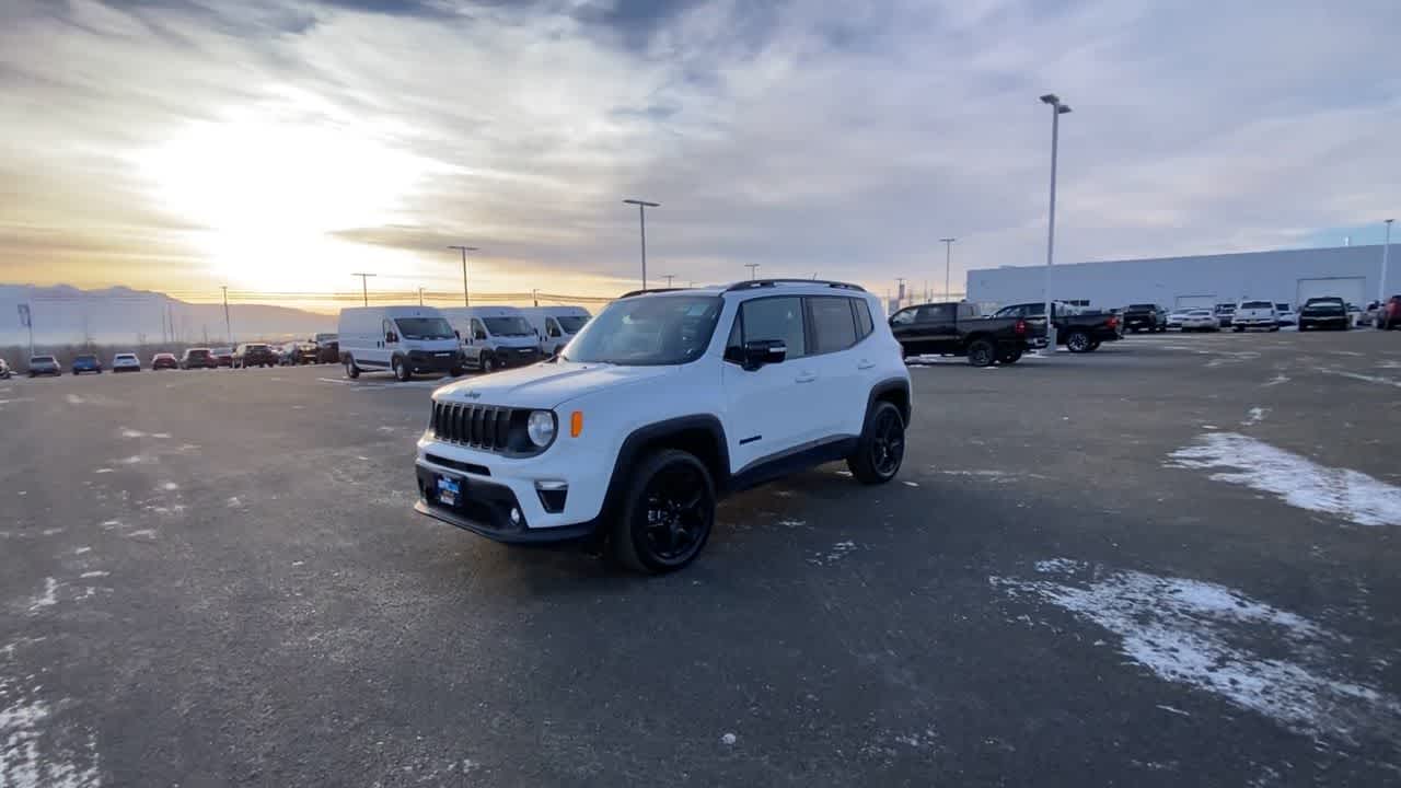 Thumbnail: 2022 Jeep Renegade - 9