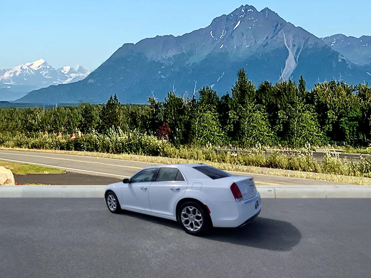 Thumbnail: 2017 Chrysler 300 - 3