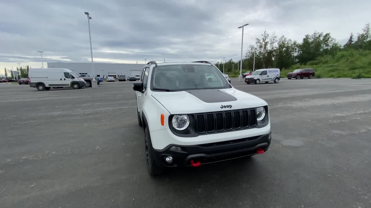 Thumbnail: 2023 Jeep Renegade - 8