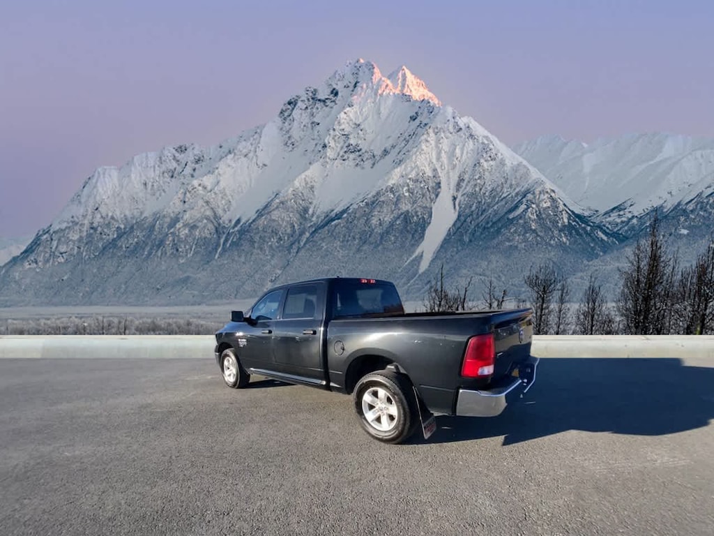 Used 2022 Ram 1500 Classic SLT Truck Crew Cab