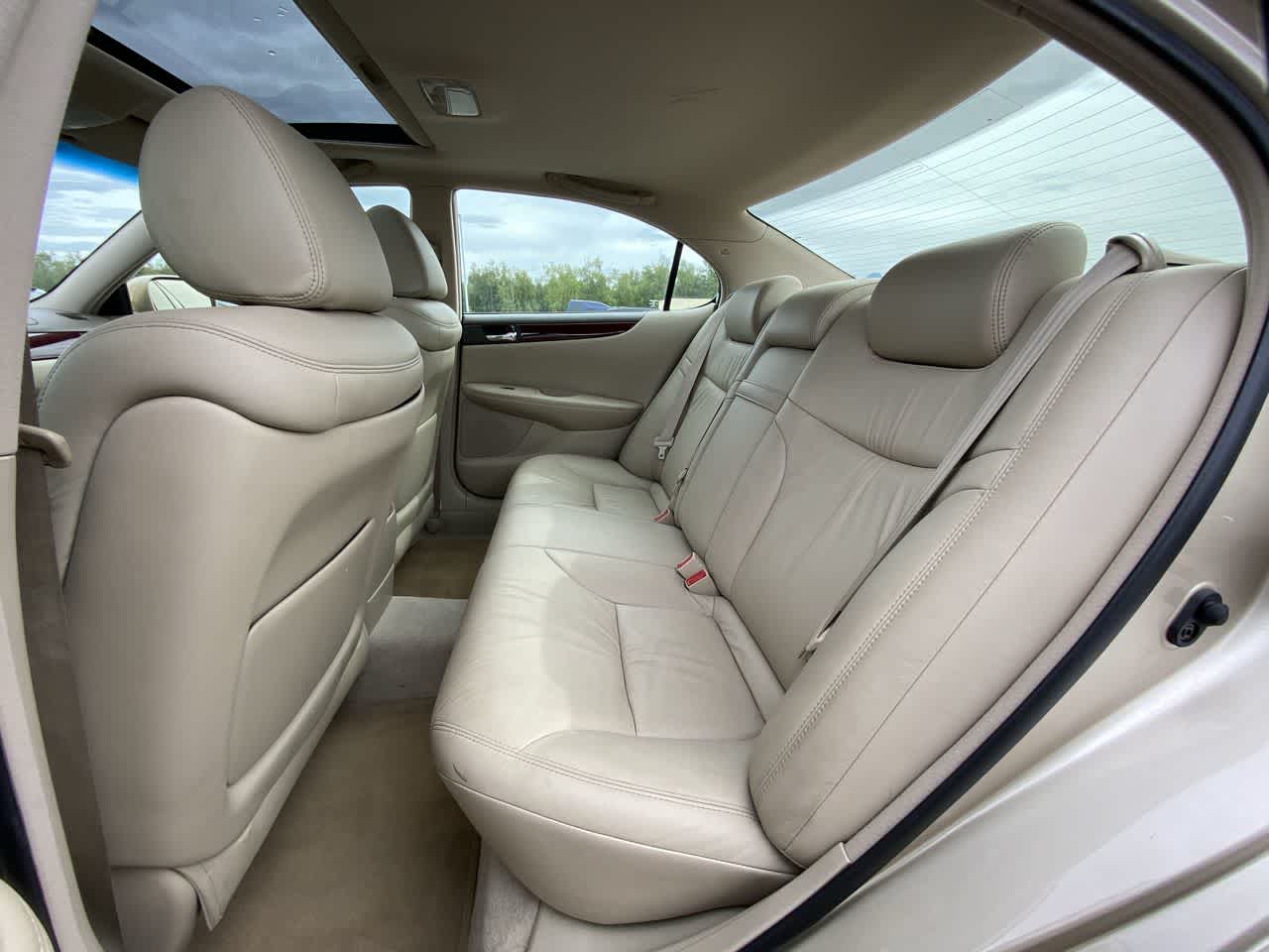 Thumbnail: 2004 Lexus ES - 23