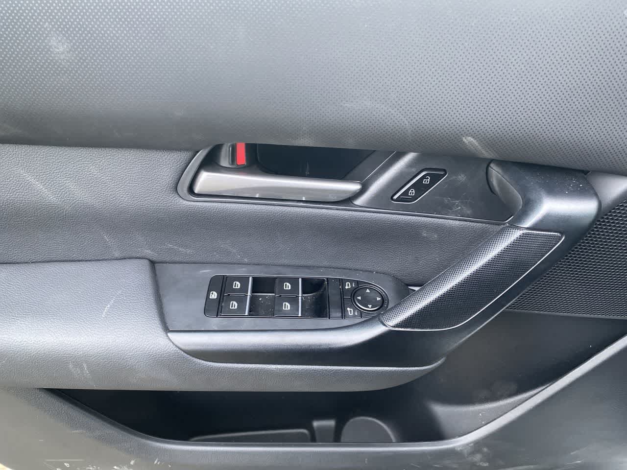 Thumbnail: 2025 Mazda CX-50 - 13