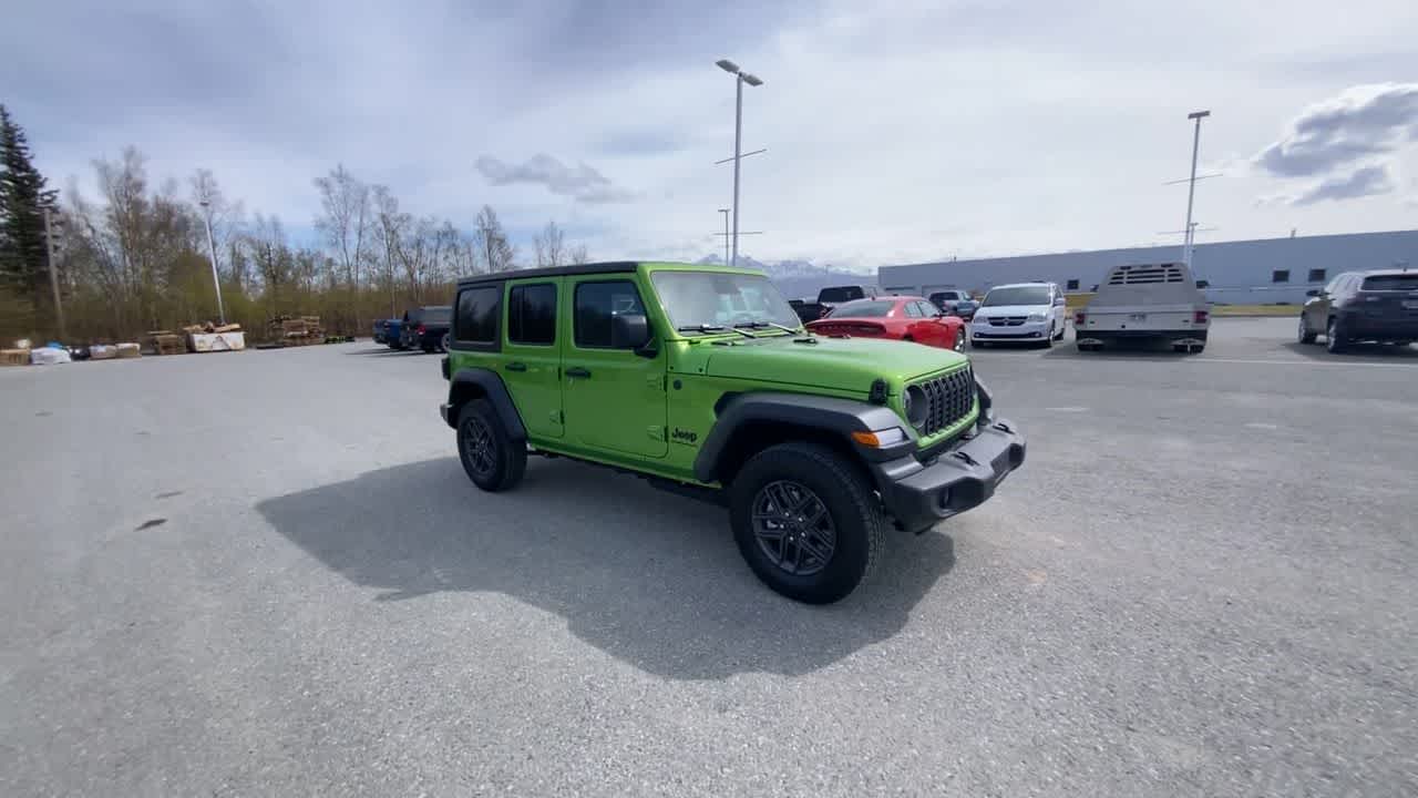 Thumbnail: 2026 Jeep Wrangler - 7