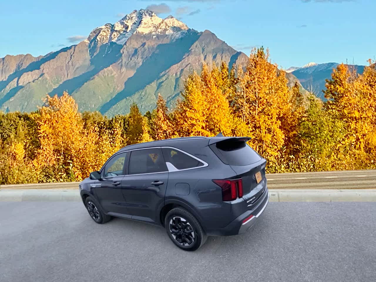 Thumbnail: 2024 Kia Sorento - 3