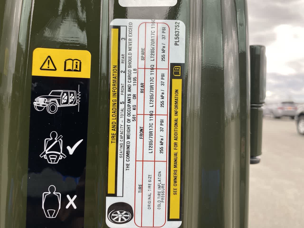 Thumbnail: 2023 Jeep Gladiator - 29