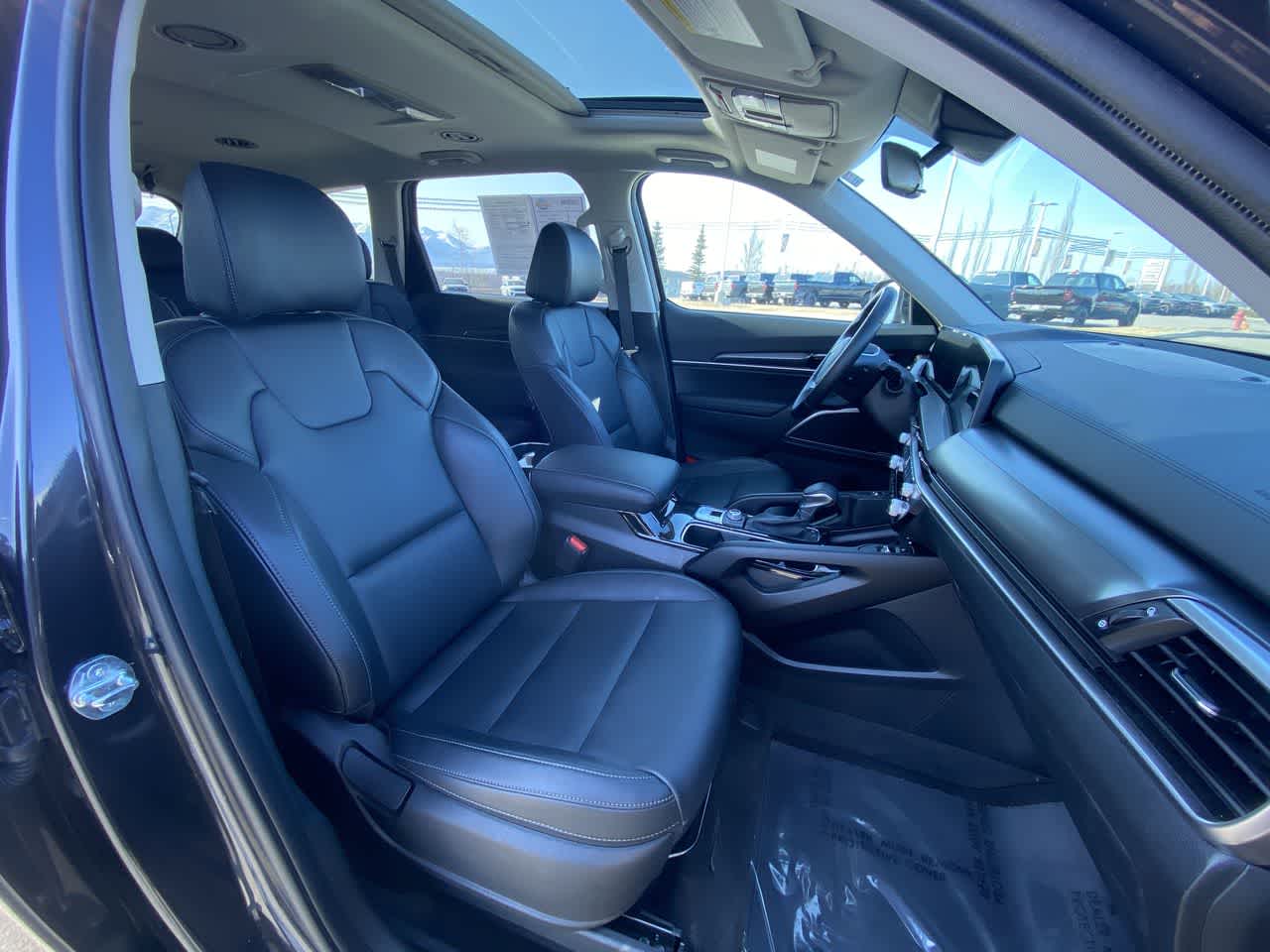 Thumbnail: 2025 Kia Telluride - 27