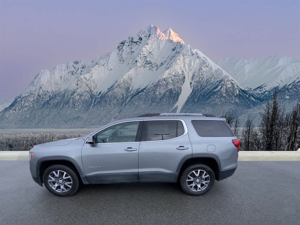 Used 2023 GMC Acadia SLT SUV