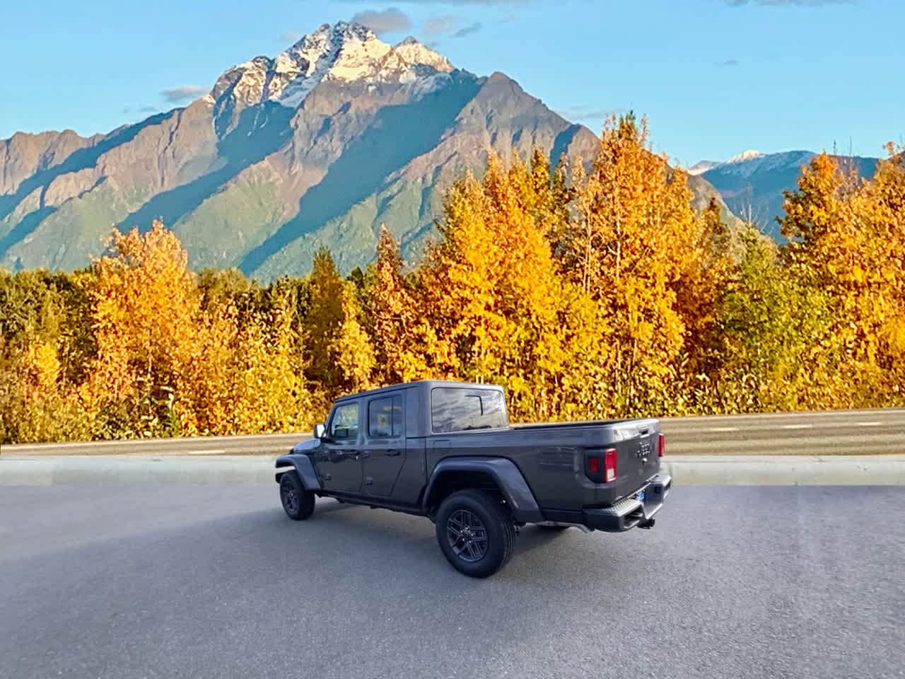 Thumbnail: 2025 Jeep Gladiator - 3