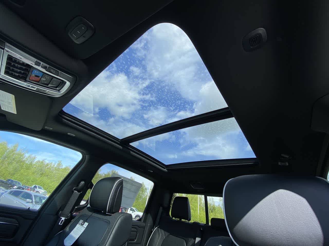 Thumbnail: 2026 RAM 1500 - 23
