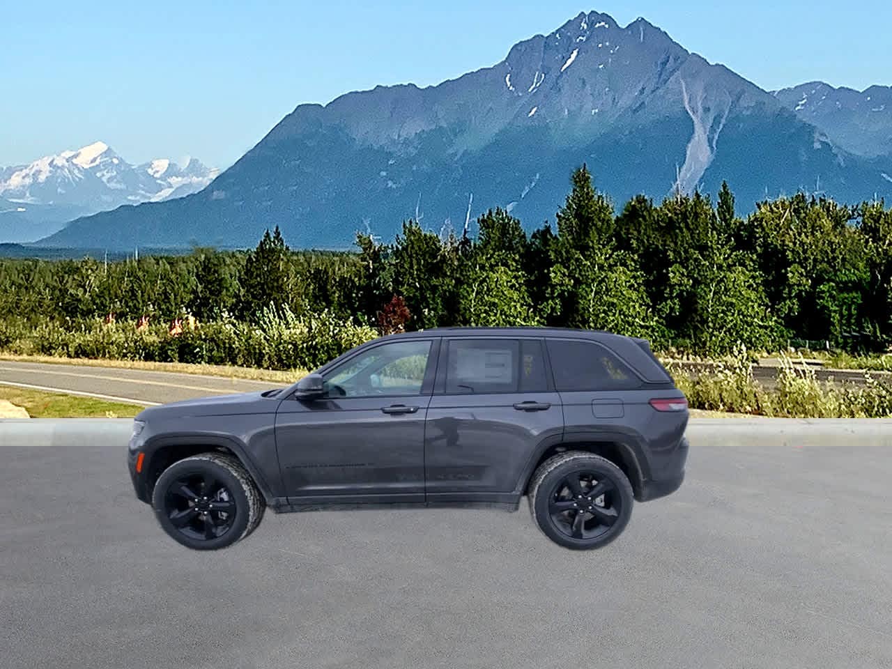 Thumbnail: 2026 Jeep Grand Cherokee - 2