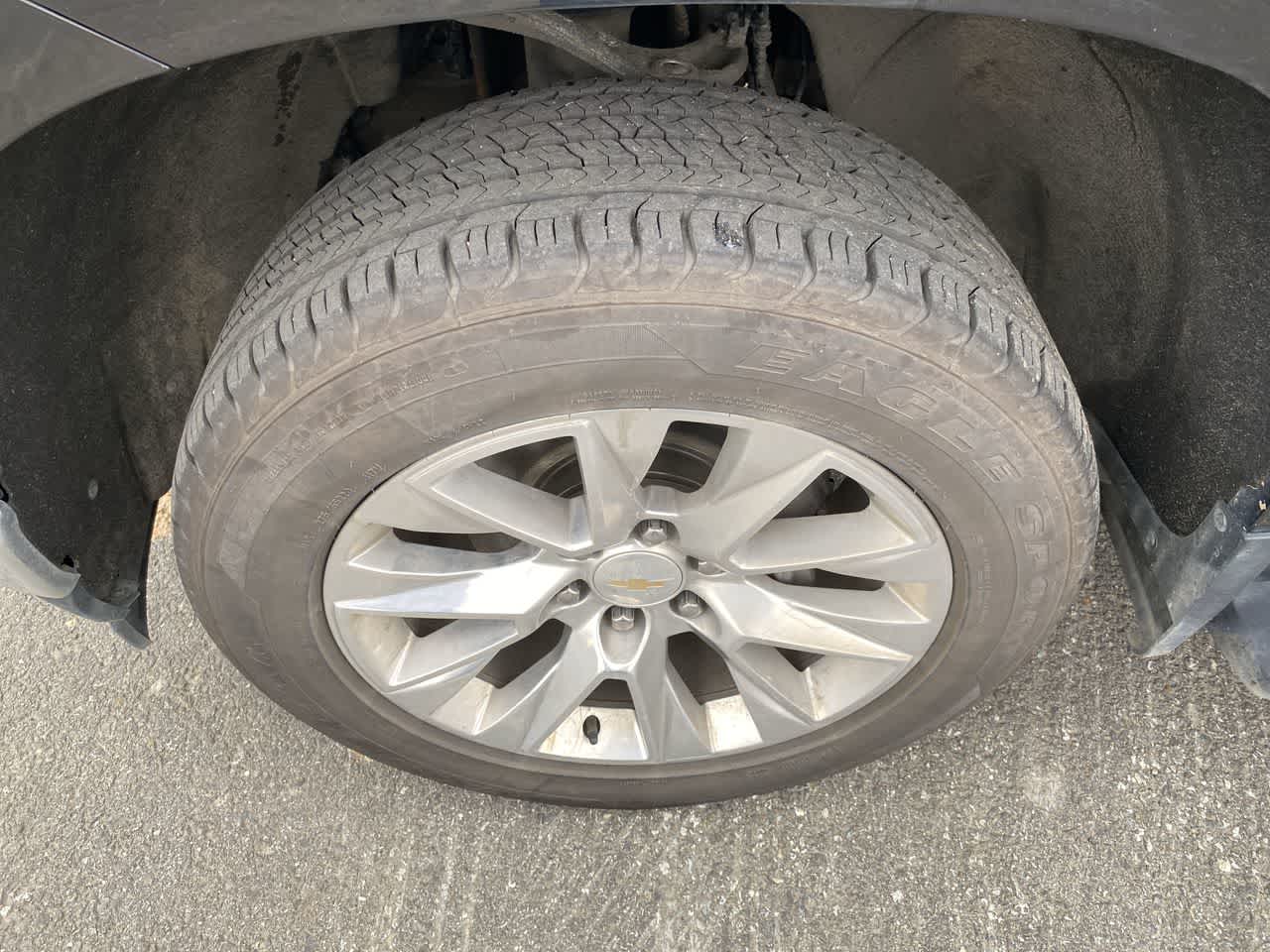 Thumbnail: 2021 Chevrolet Silverado 1500 - 16