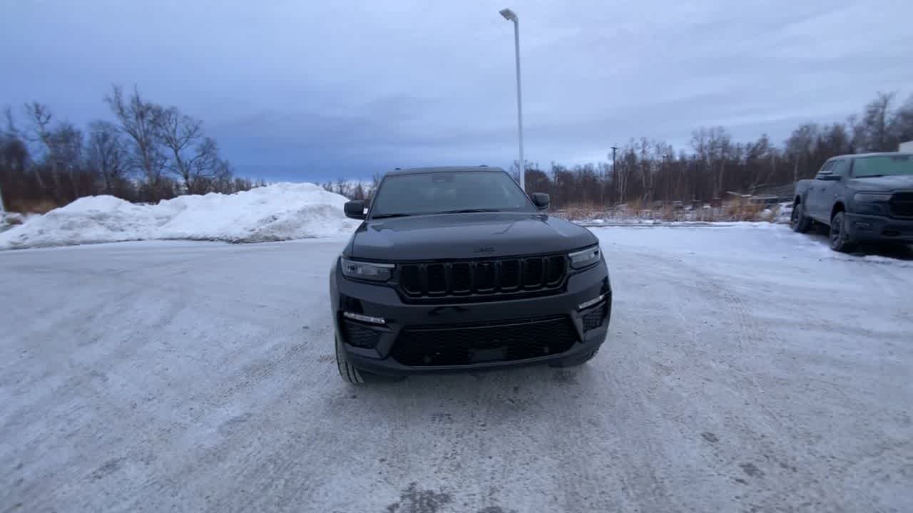 Thumbnail: 2025 Jeep Grand Cherokee - 8