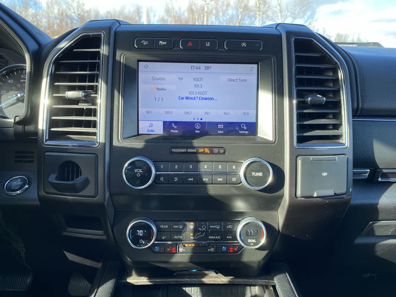 Thumbnail: 2021 Ford Expedition MAX - 22