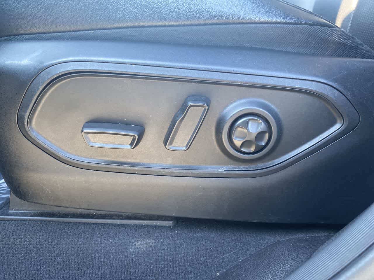 Thumbnail: 2024 Jeep Grand Cherokee L - 12