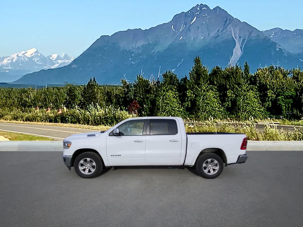 Thumbnail: 2022 RAM 1500 - 3