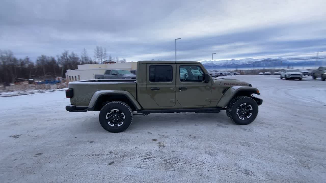 Thumbnail: 2026 Jeep Gladiator - 15