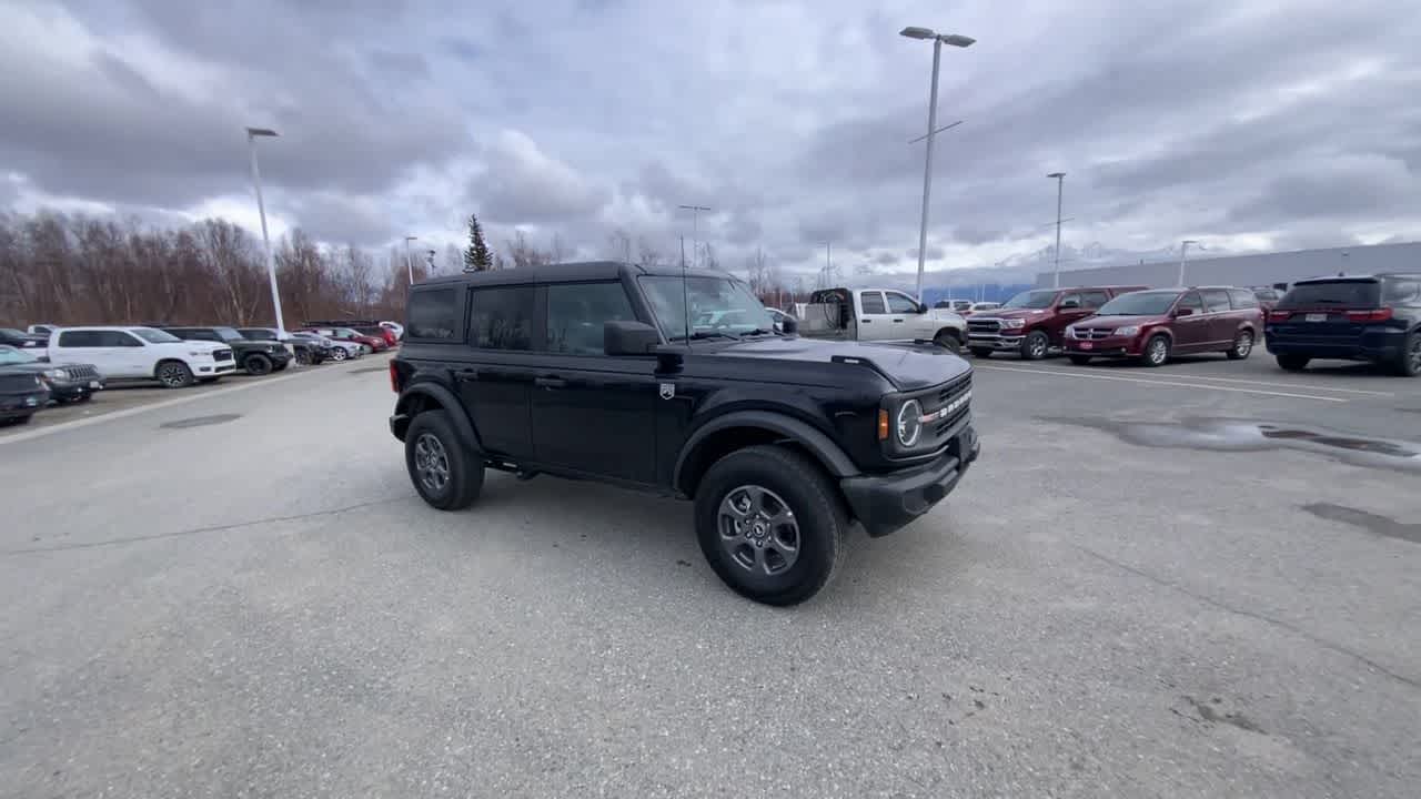 Thumbnail: 2025 Ford Bronco - 7