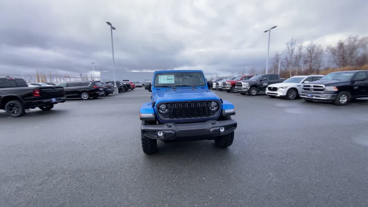 Thumbnail: 2025 Jeep Gladiator - 8