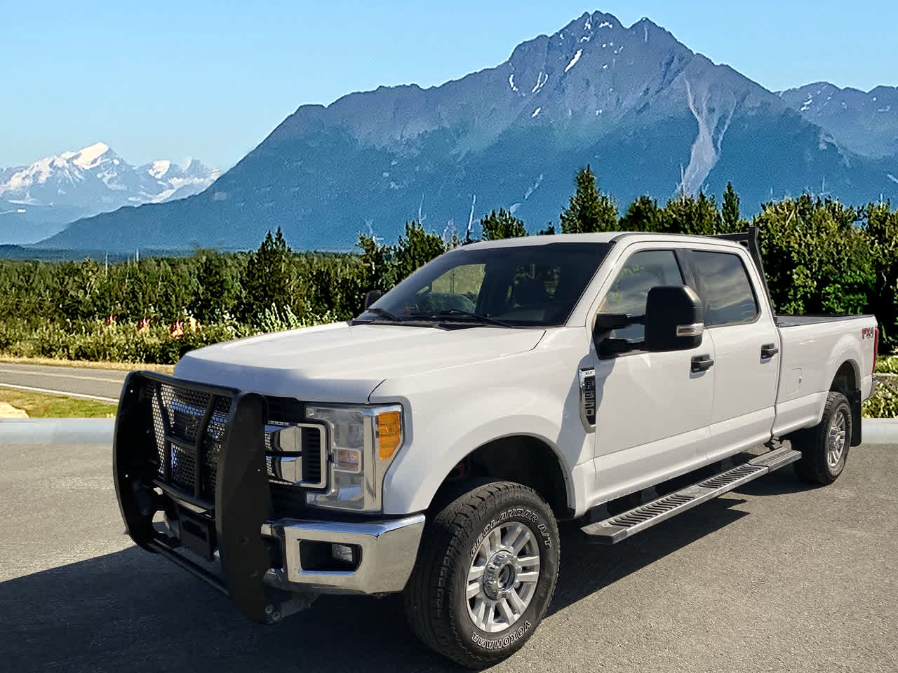 Thumbnail: 2017 Ford F-350 - 1