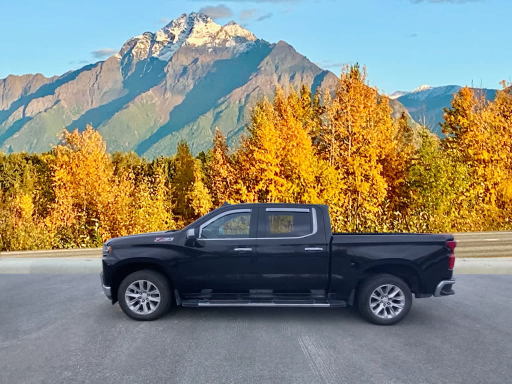 Used 2021 Chevrolet Silverado 1500 LTZ Truck Crew Cab