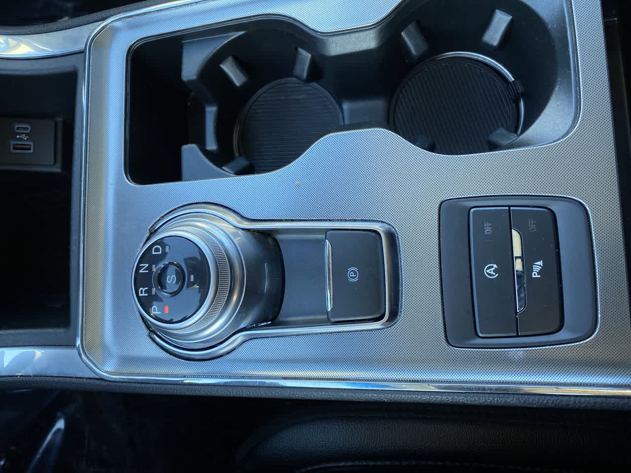 Thumbnail: 2024 Ford Edge - 20