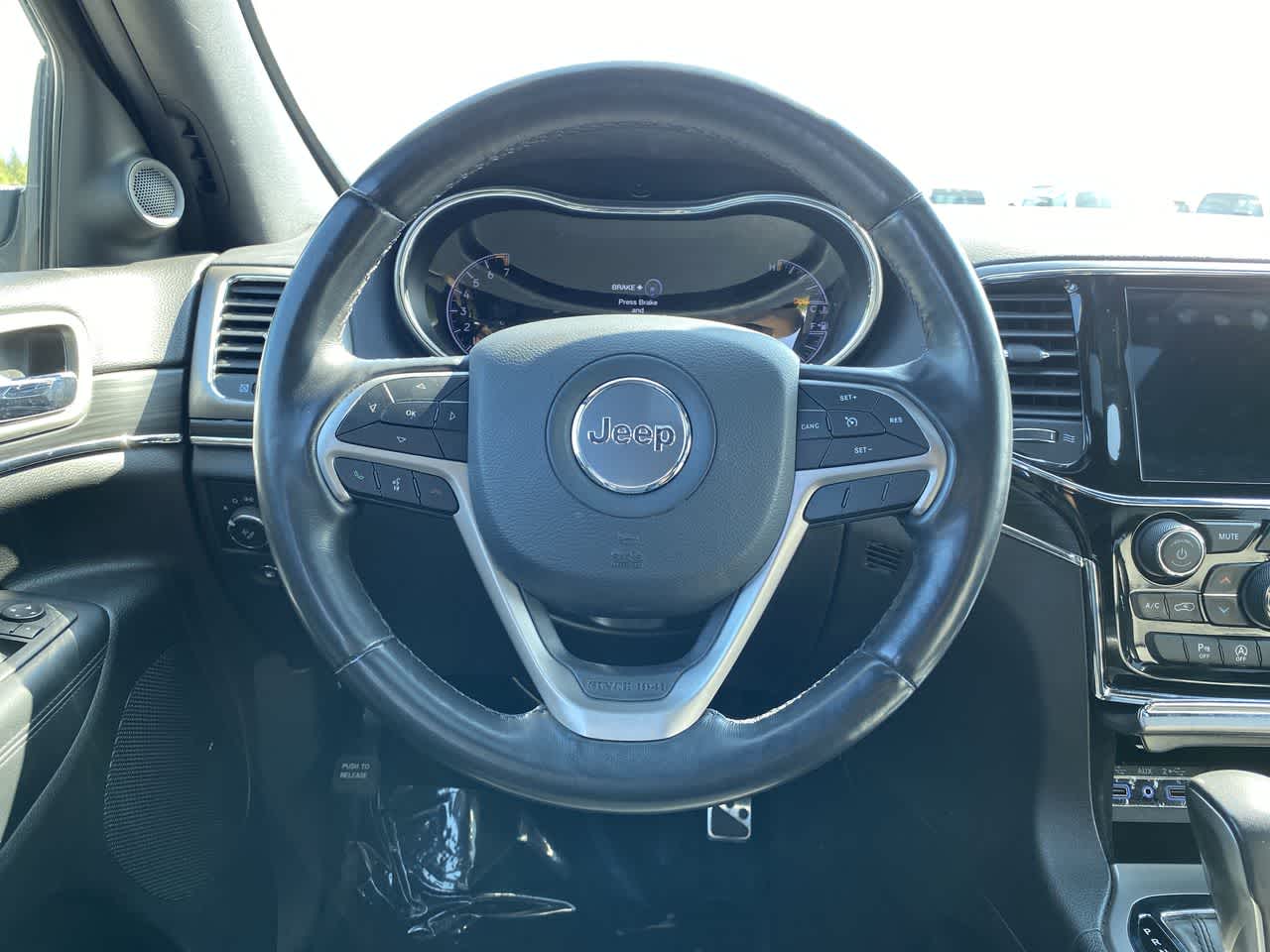 Thumbnail: 2022 Jeep Grand Cherokee - 20