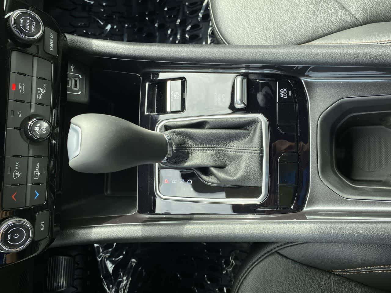 Thumbnail: 2024 Jeep Compass - 20