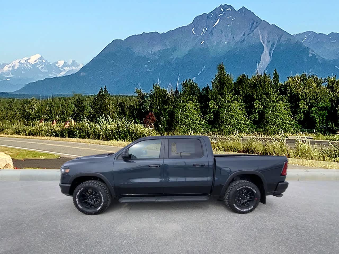 Thumbnail: 2026 RAM 1500 - 3