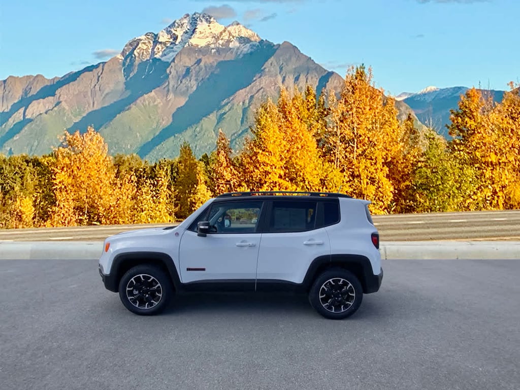 Used 2023 Jeep Renegade Trailhawk SUV