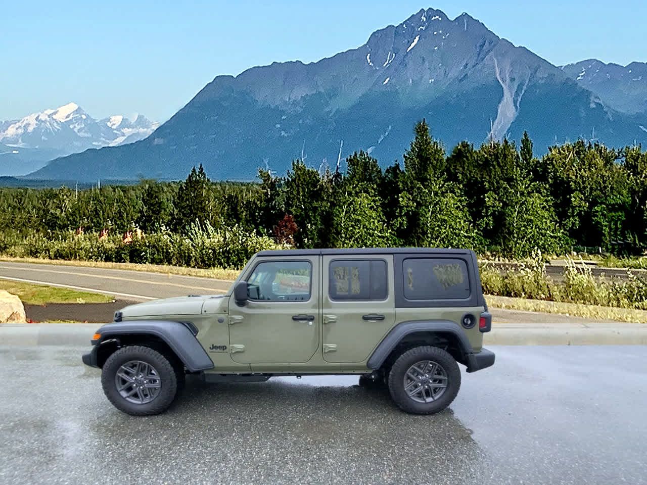Thumbnail: 2026 Jeep Wrangler - 2
