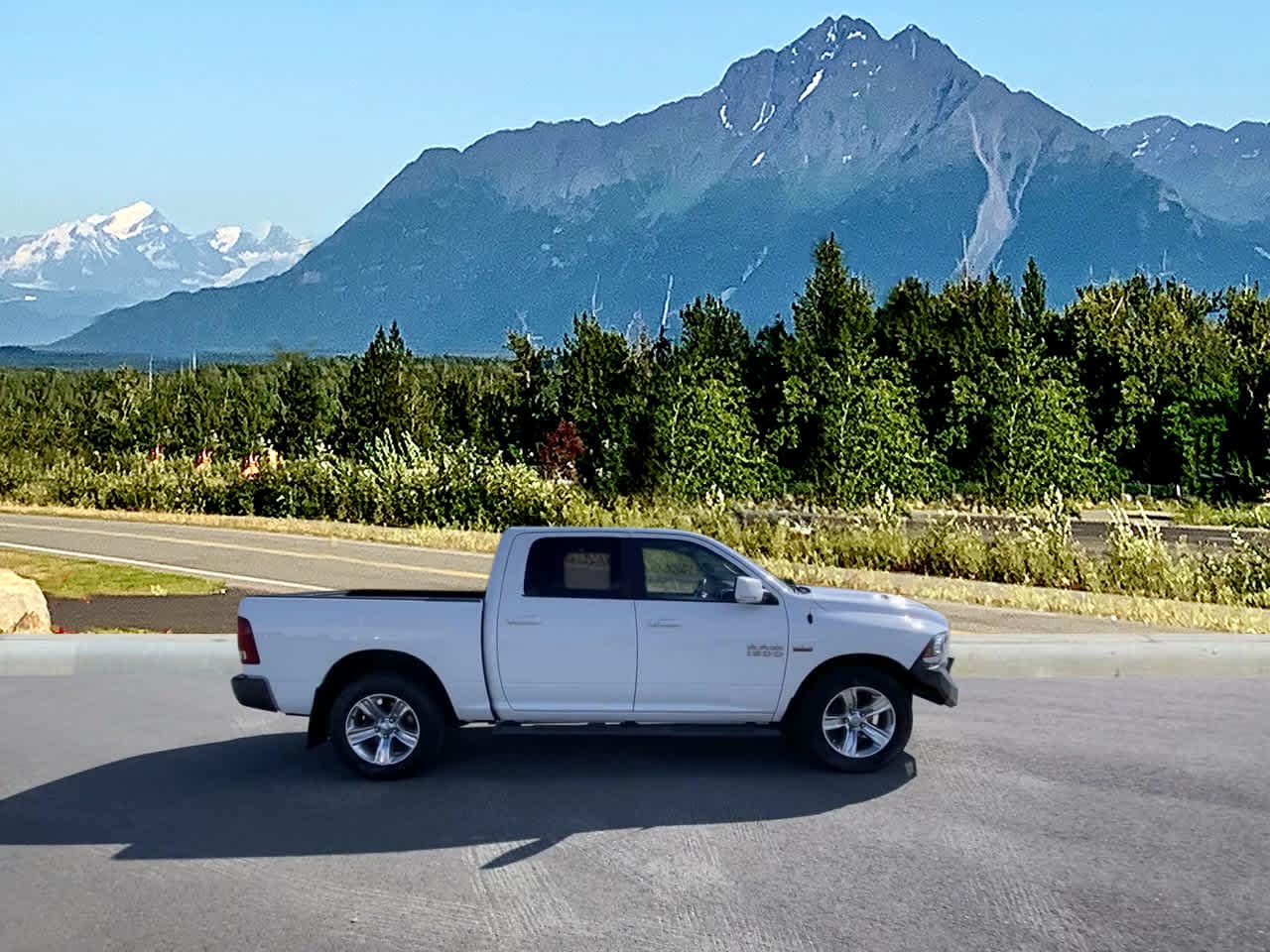 2017 RAM 1500 Sport 6