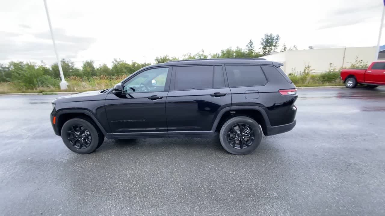 Thumbnail: 2024 Jeep Grand Cherokee L - 7