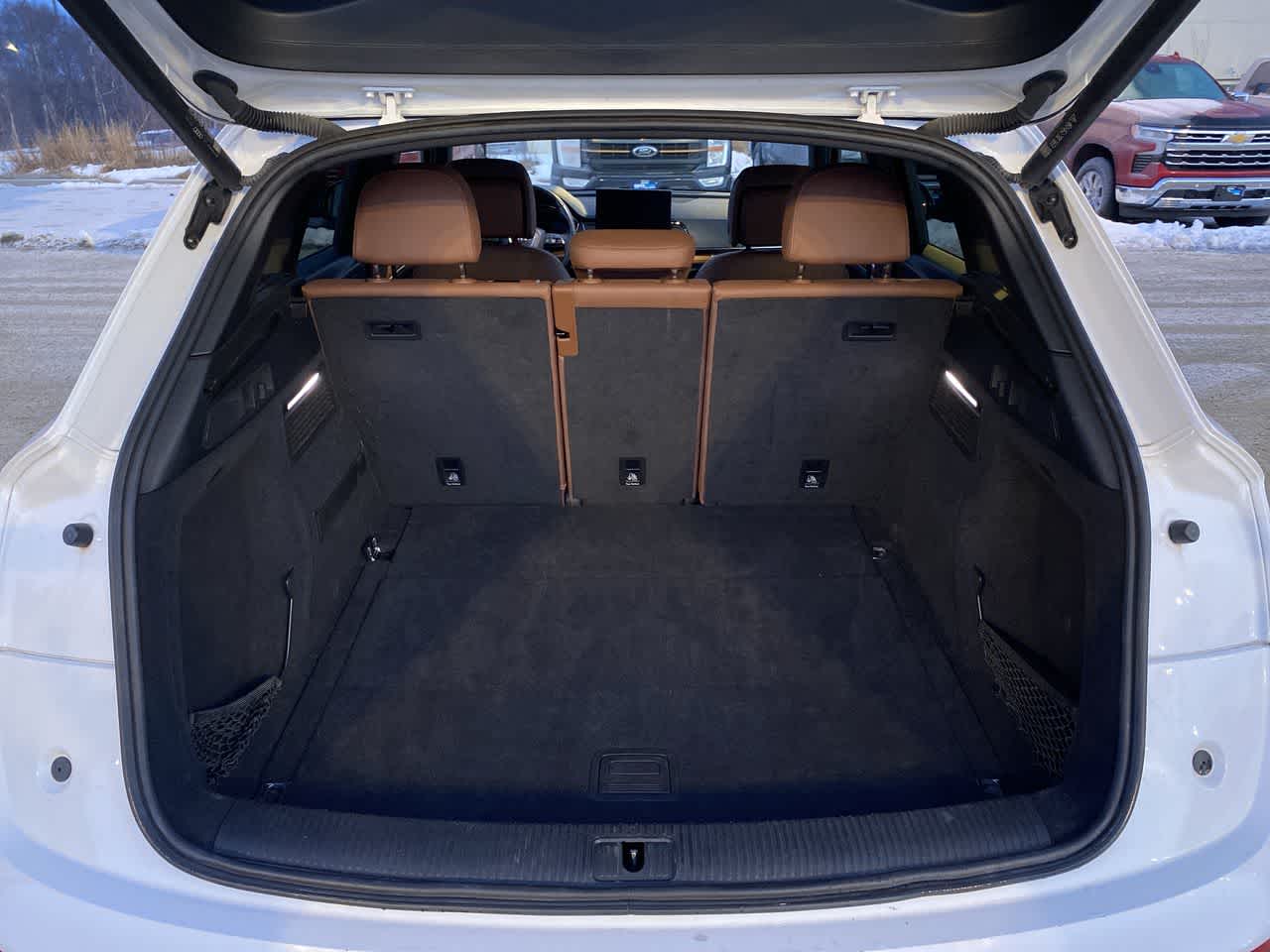 Thumbnail: 2023 Audi Q5 - 25