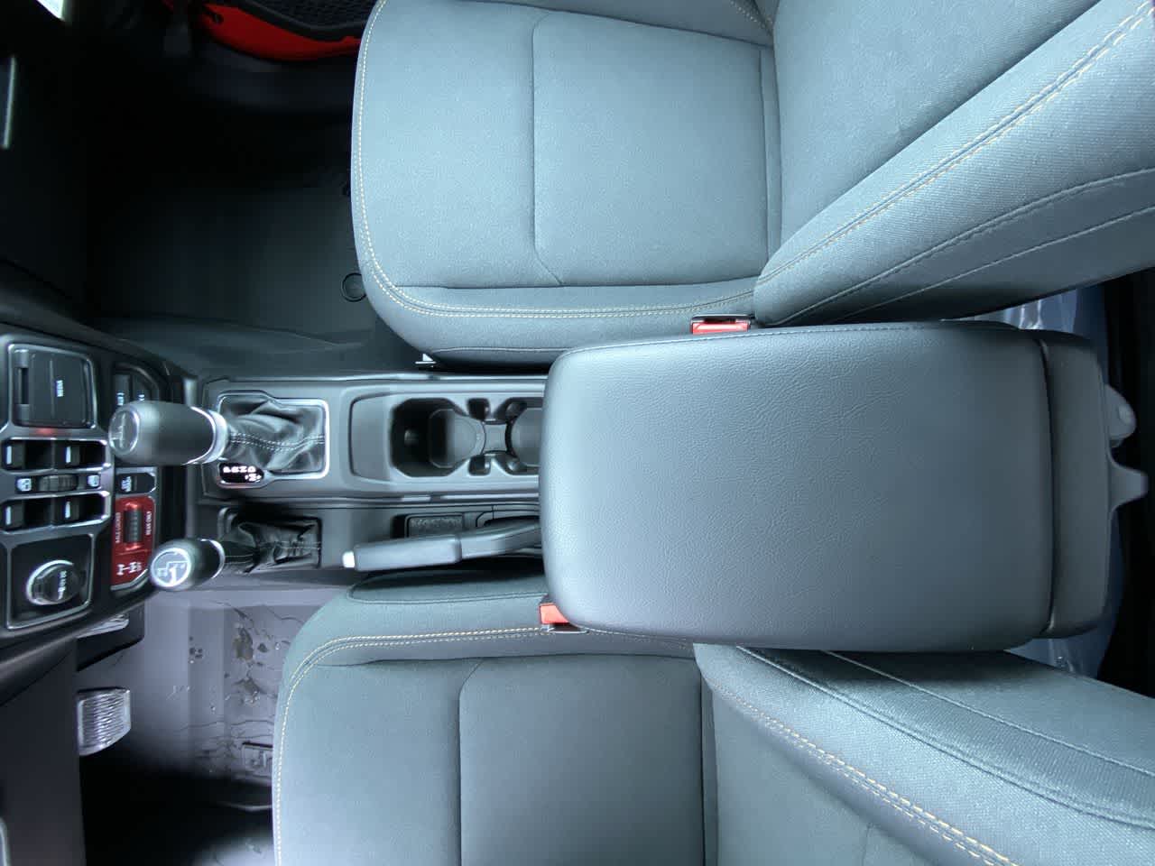 Thumbnail: 2025 Jeep Gladiator - 27