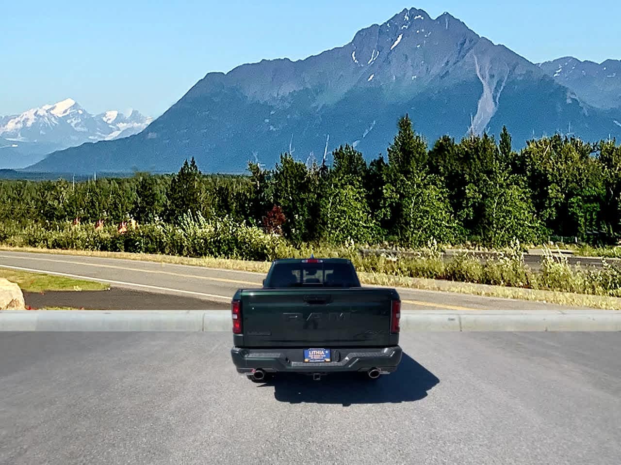 Thumbnail: 2026 RAM 1500 - 4