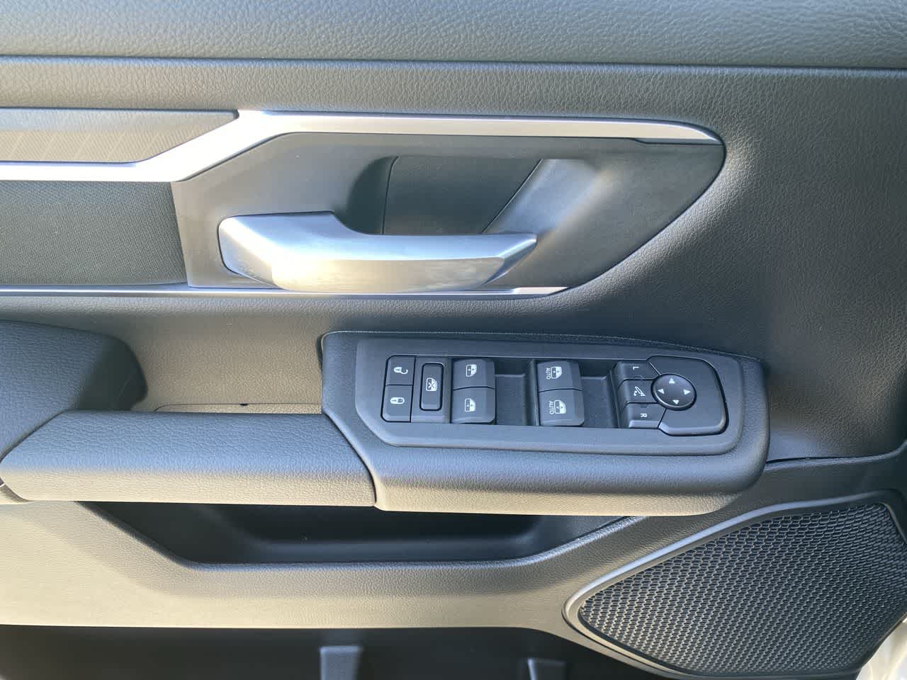 Thumbnail: 2026 RAM 1500 - 13