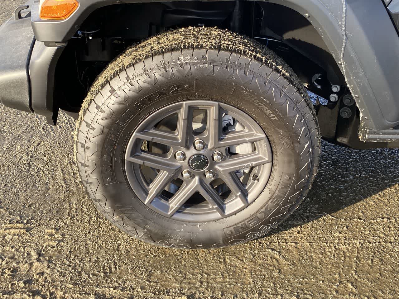 Thumbnail: 2026 Jeep Wrangler - 16