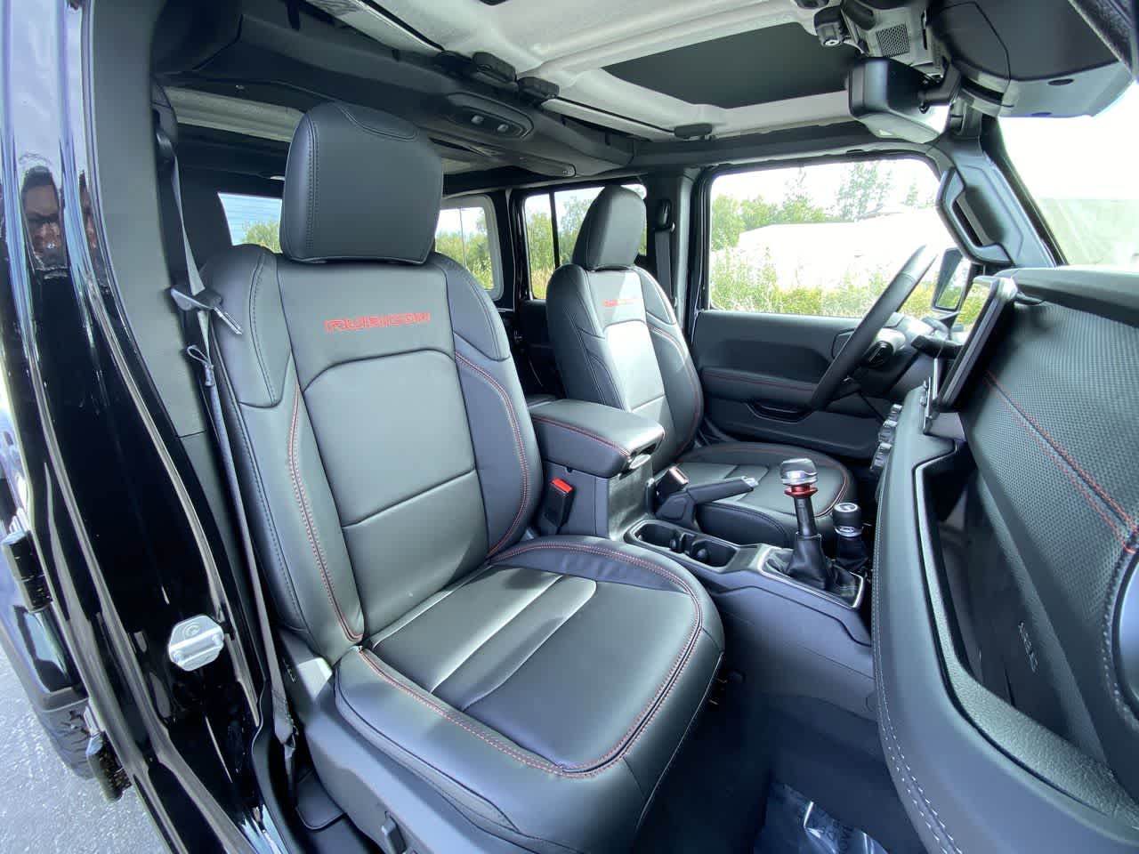 Thumbnail: 2025 Jeep Wrangler - 27