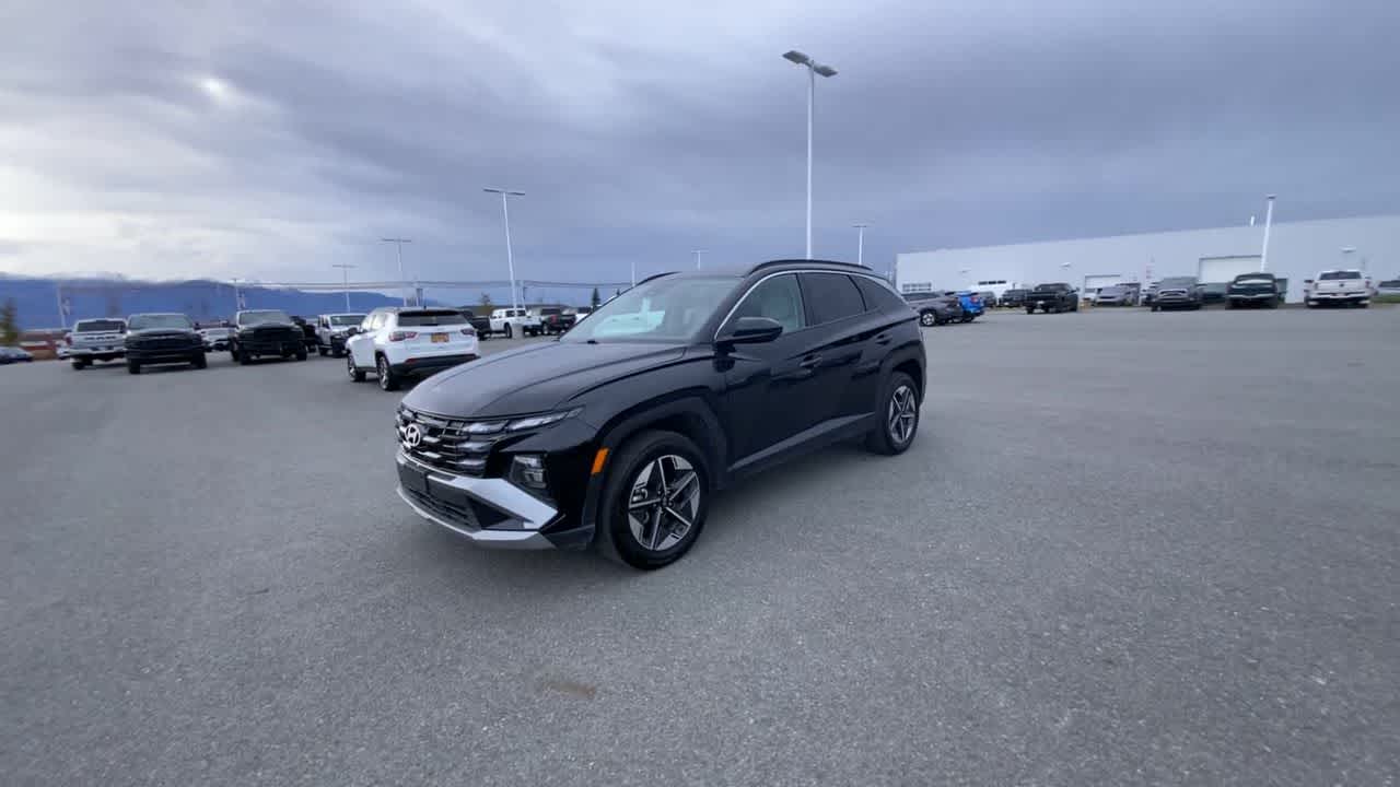 Thumbnail: 2025 Hyundai Tucson - 9