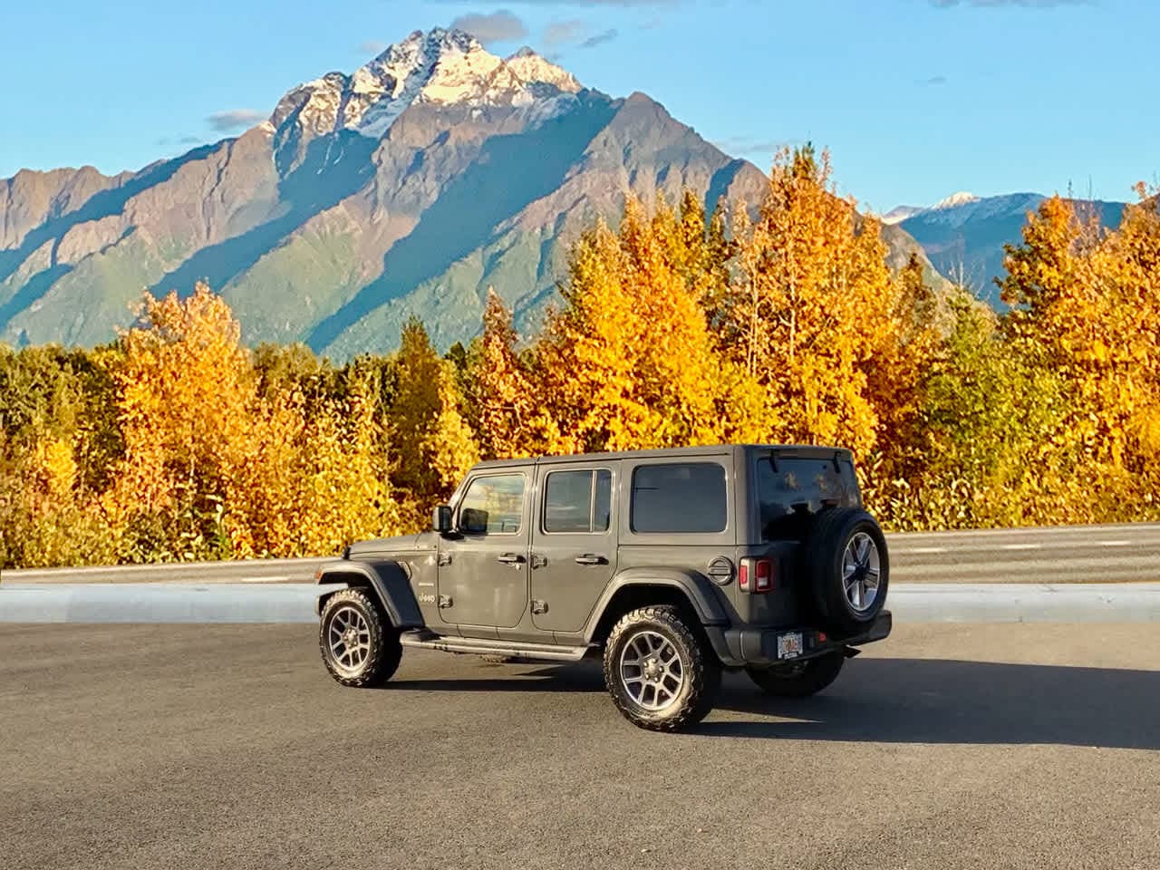 Thumbnail: 2020 Jeep Wrangler - 3