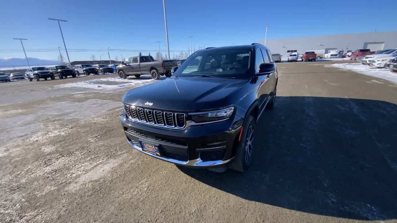 Thumbnail: 2024 Jeep Grand Cherokee L - 8