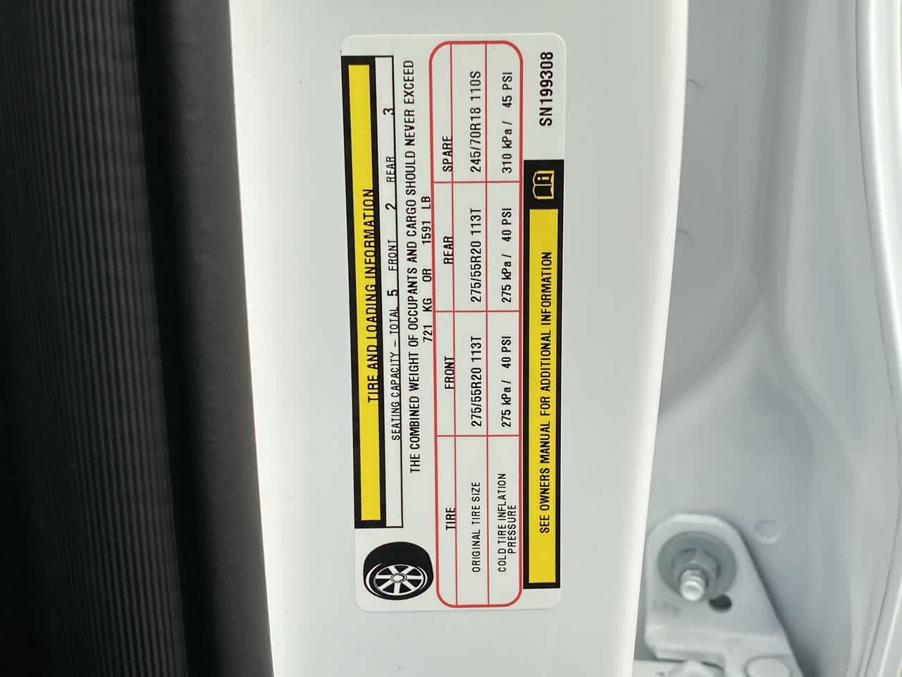 Thumbnail: 2025 RAM 1500 - 22