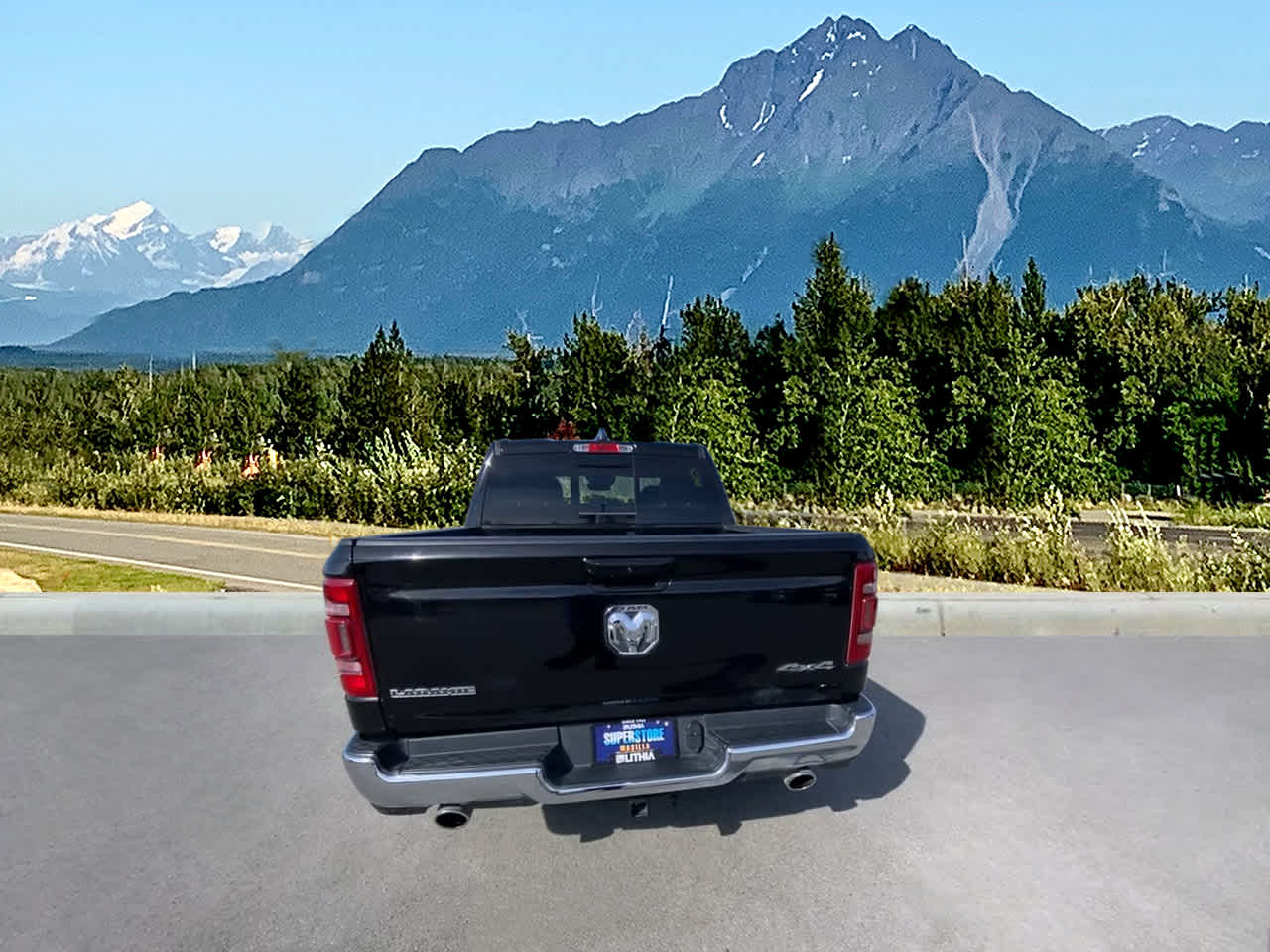 2024 Ram 1500 Laramie photo 4