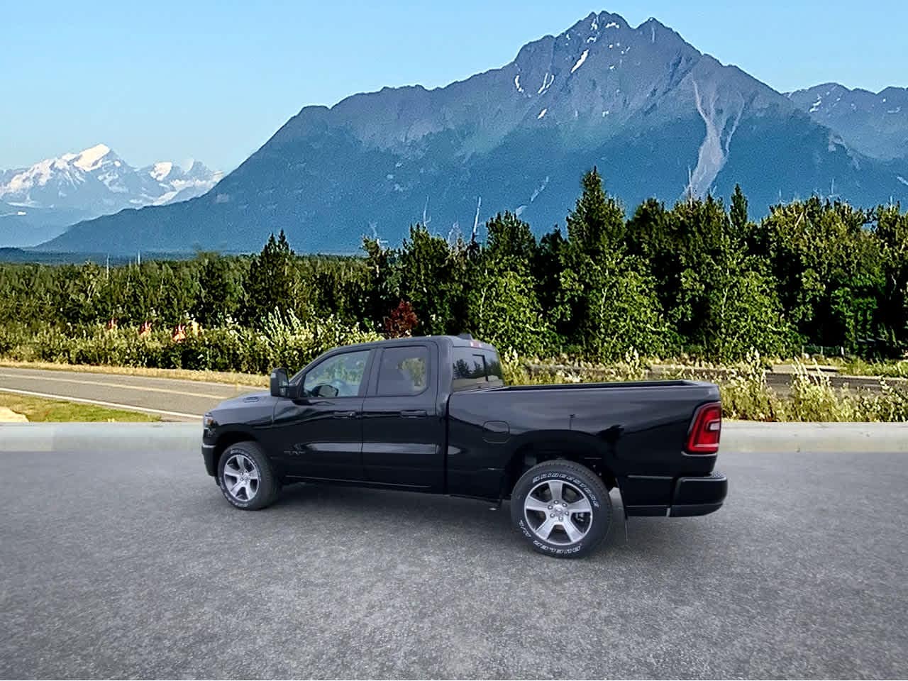 Thumbnail: 2025 RAM 1500 - 3