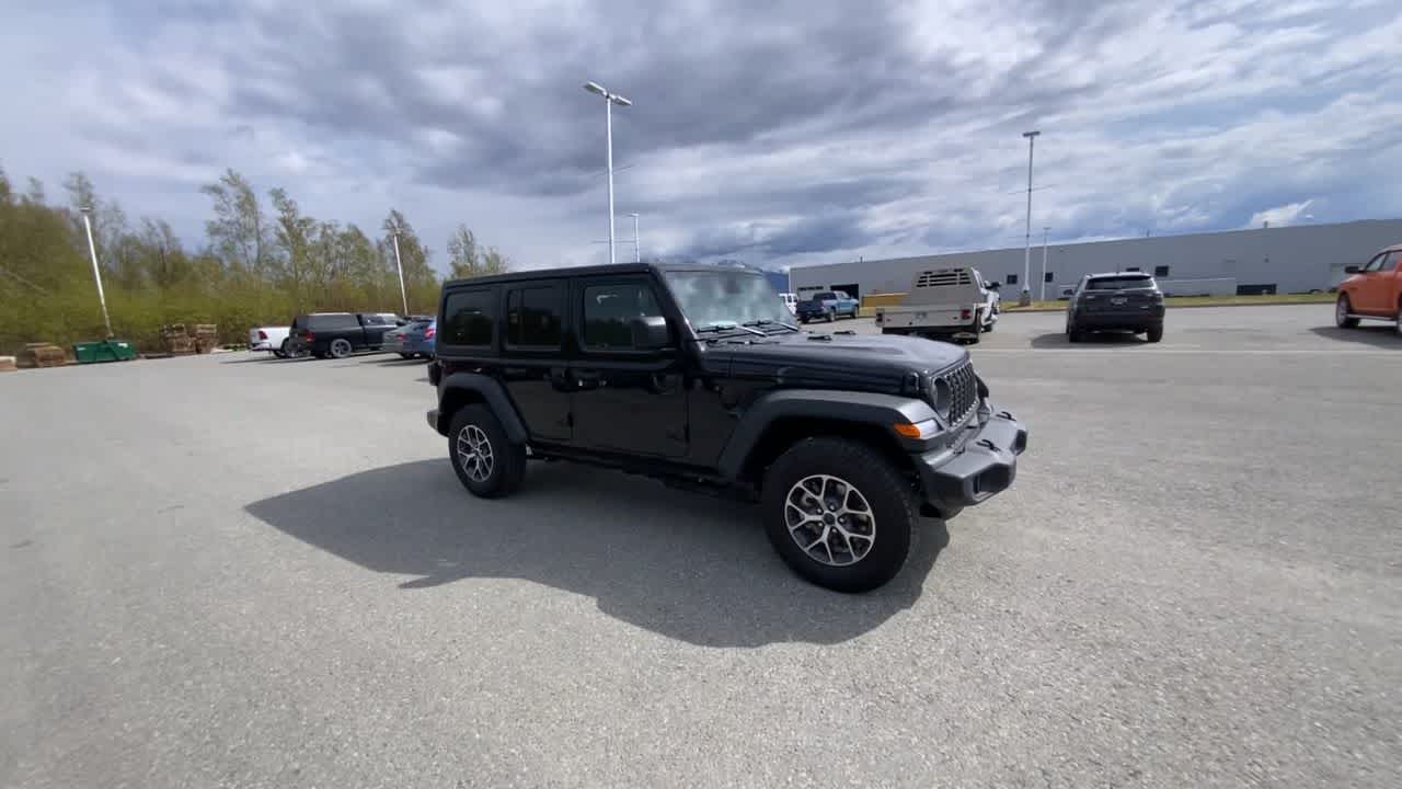 Thumbnail: 2026 Jeep Wrangler - 7