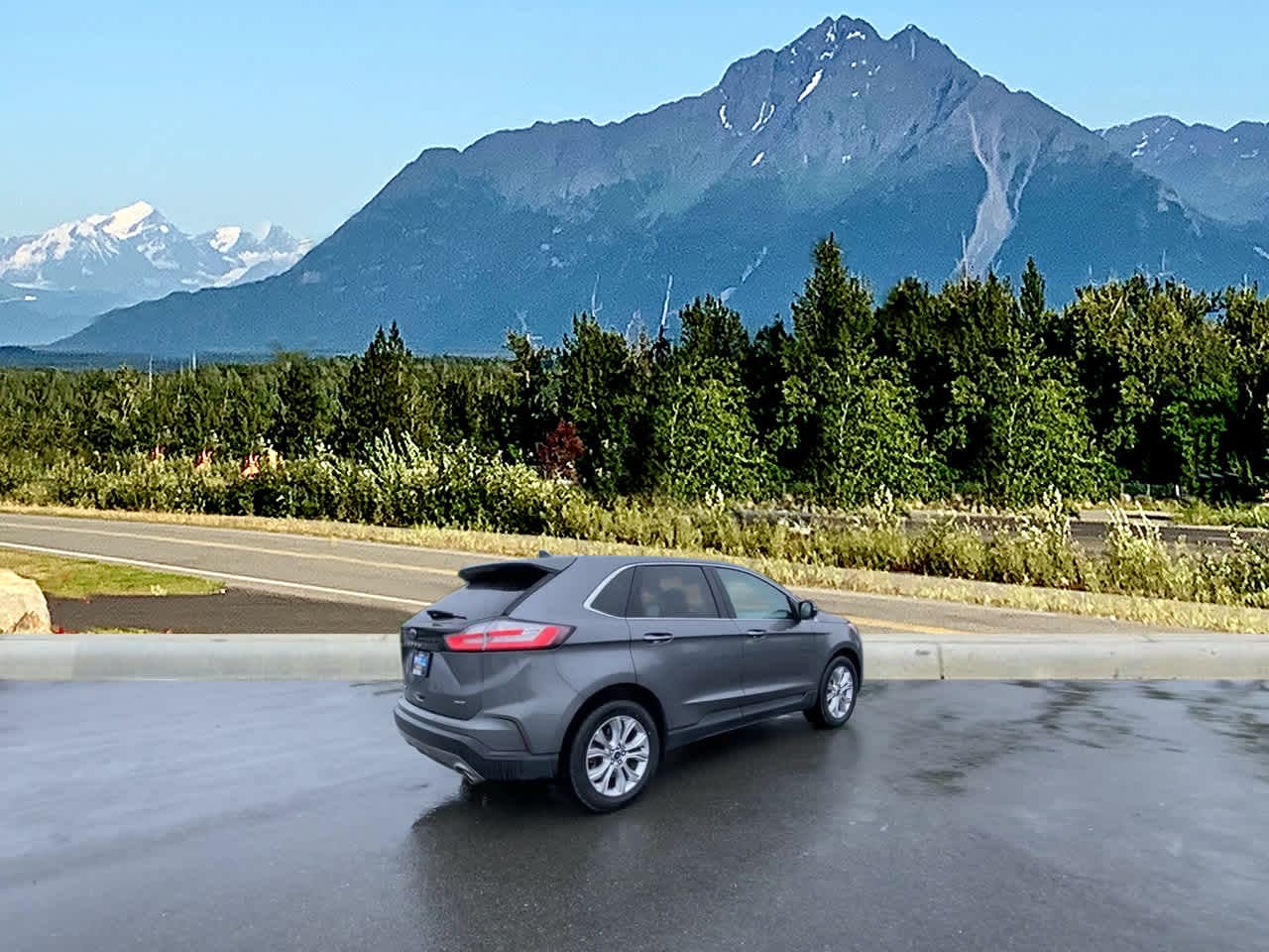 Thumbnail: 2022 Ford Edge - 6